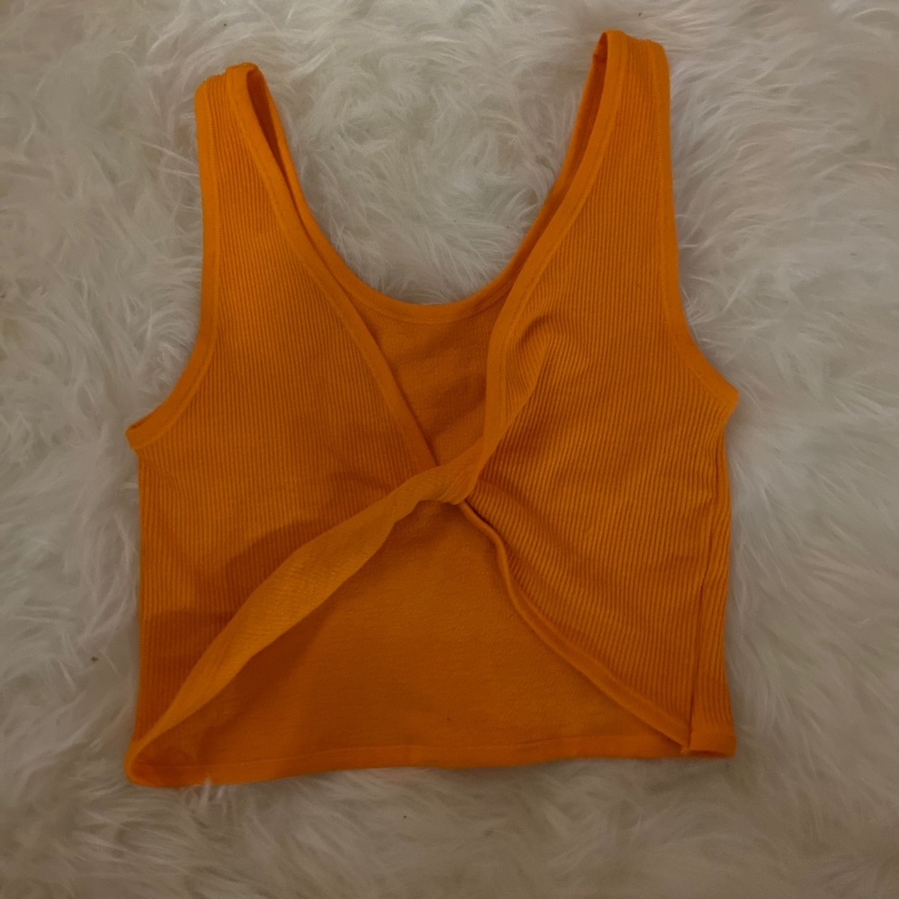 never worn orange crop